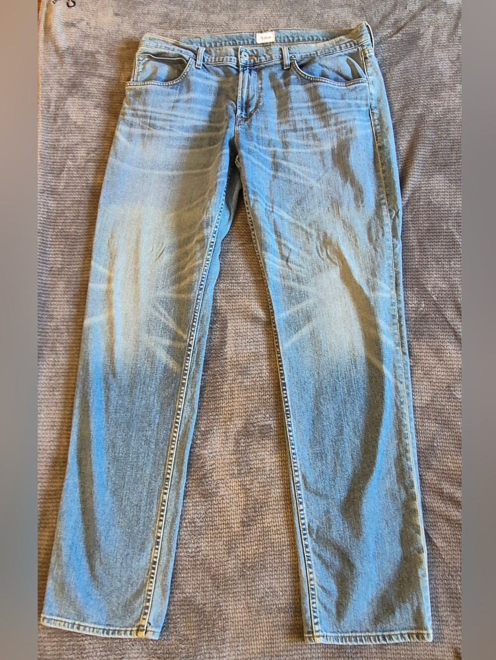 Hudson Blake Slim Straight Zip Fly Men Jean 38 Light Wash, no stains or blemishe